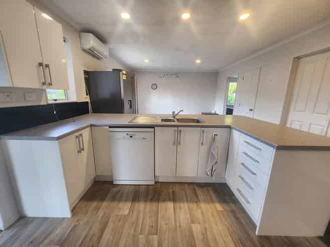 14 Hastings Place, Hamilton Lake