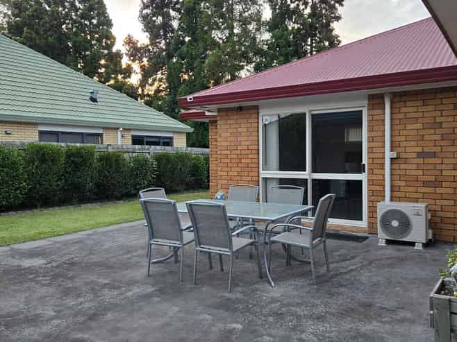 14 Hastings Place, Hamilton Lake