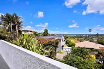 58 Sunset Road, Unsworth Heights