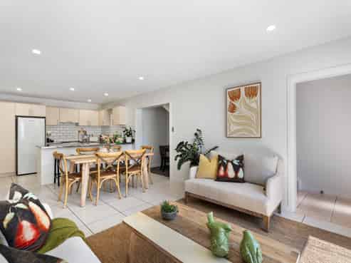 5 Don Croot Street, Western Springs