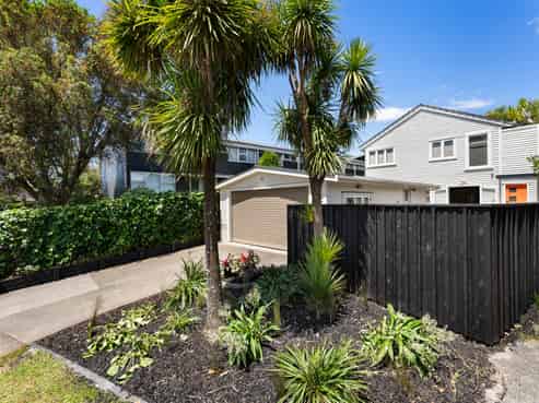 5 Don Croot Street, Western Springs