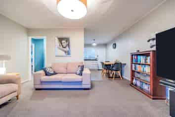 4/17A Kawau Road, Greenlane