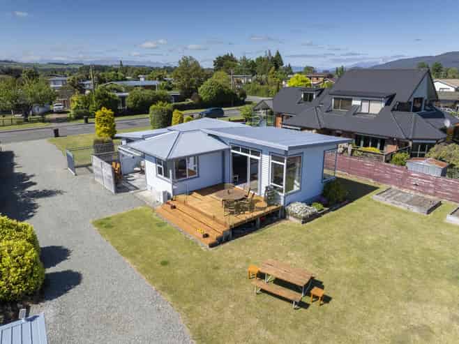 93 Matai Street, Te Anau