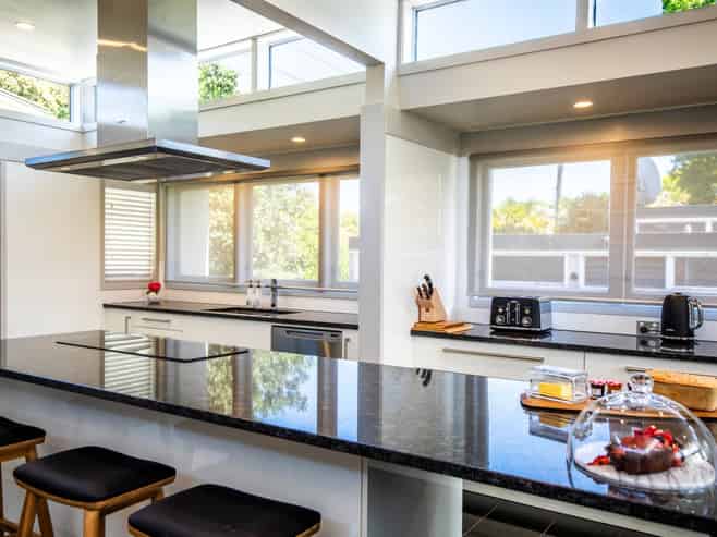 8C Brassey Road, Saint Johns Hill