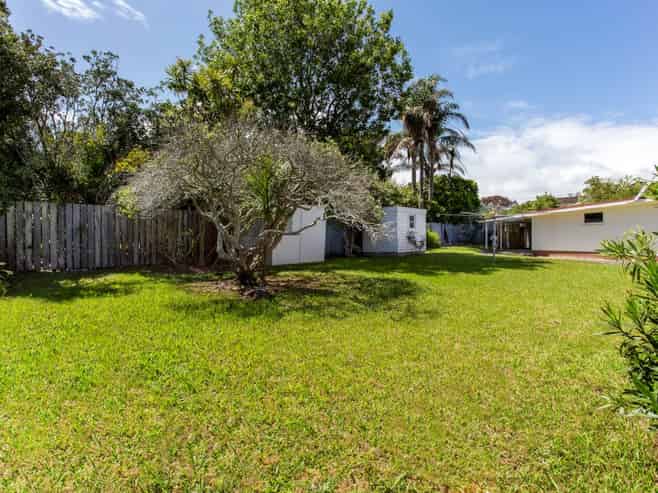 22 Fraser Road, Narrow Neck