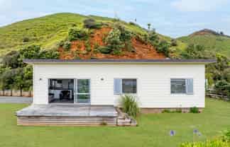 17 Rauparaha Street, Marokopa