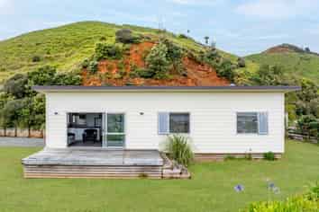 17 Rauparaha Street, Marokopa