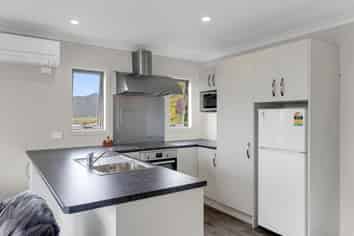 17 Rauparaha Street, Marokopa