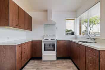 46 Monrad Street, Highbury