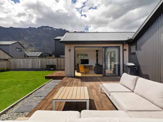 8 Plough Street, Jacks Point