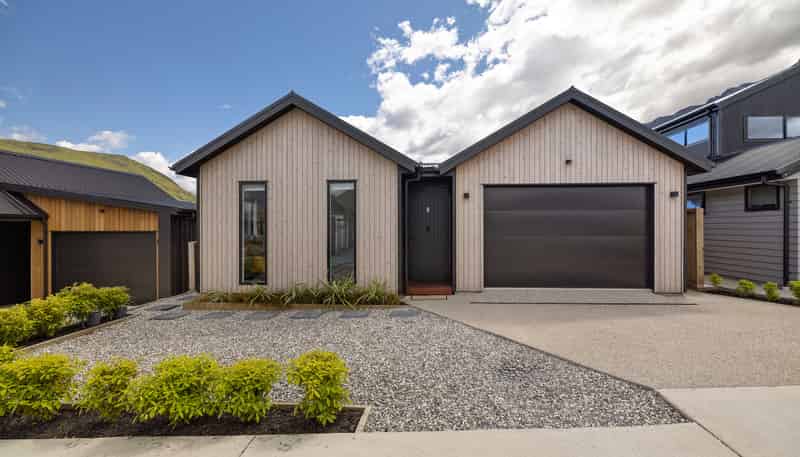 8 Plough Street, Jacks Point