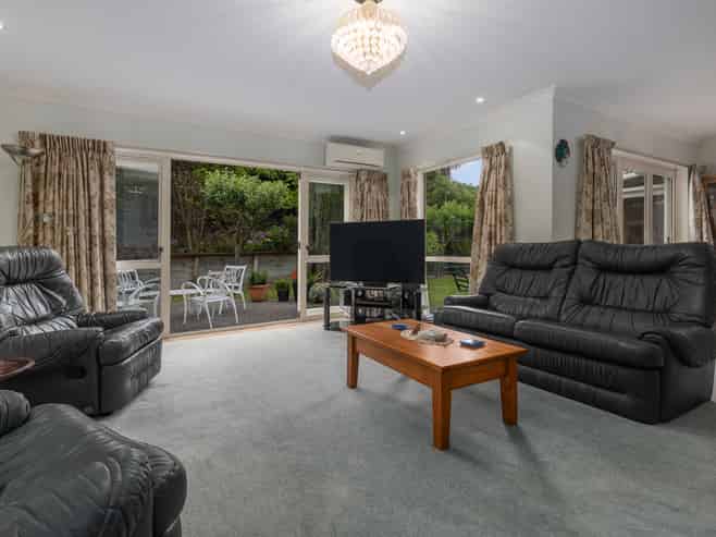 27 Avion Terrace, Raumati Beach