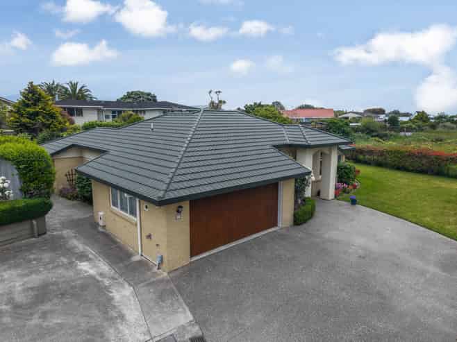 27 Avion Terrace, Raumati Beach