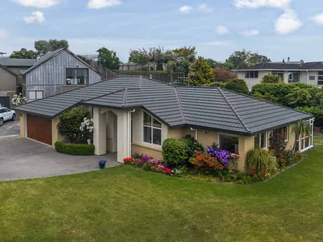 27 Avion Terrace, Raumati Beach
