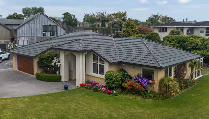 27 Avion Terrace, Raumati Beach