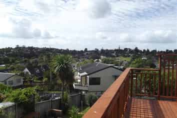 145 Weatherly Road, Torbay