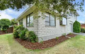 18 Chipping Lane, Redwood