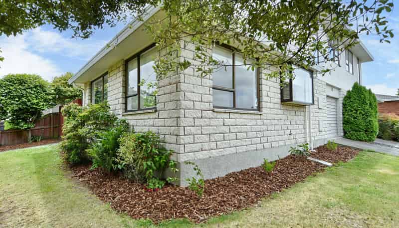 18 Chipping Lane, Redwood