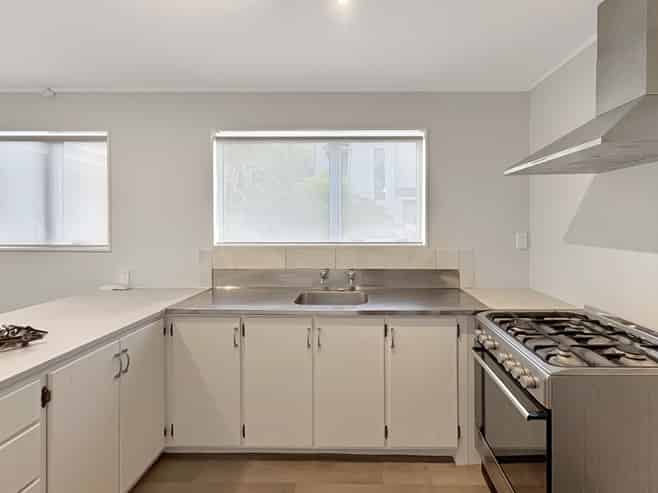 36 Treadwell Street, Springvale