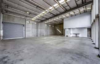 Warehouse with Truck Access