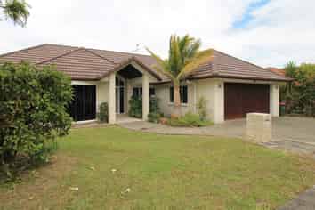 2 Cambrian Crescent, Flat Bush