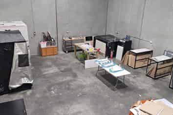 Modern Wiri industrial gem