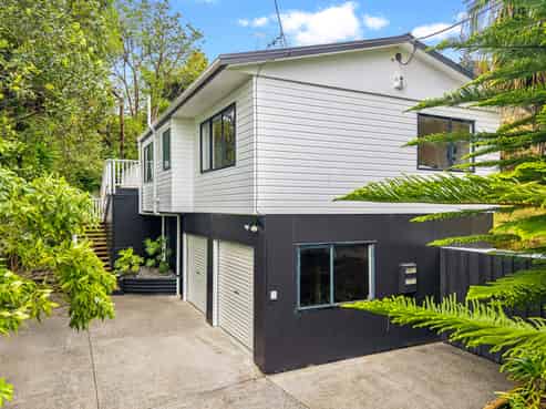 197 Woodlands Park Road, Titirangi
