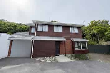 6 Flinders Place, Johnsonville