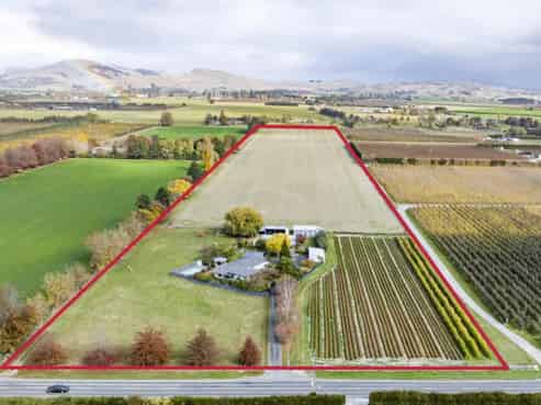 125 Longlands Road West, Longlands