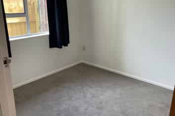 2/126 Bishop Street, Saint Albans