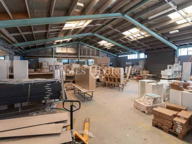 High-Profile on Carbine Road & SE Highway