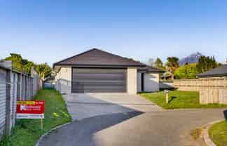 27E Achilles Street, Stratford