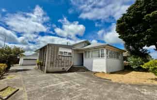 243 Preston Road, Otara