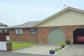 9A Mill Street, Westport