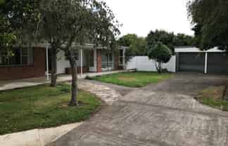 1/8A King Edward Avenue, Epsom