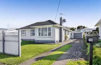10 Ramanui Ave, Hawera