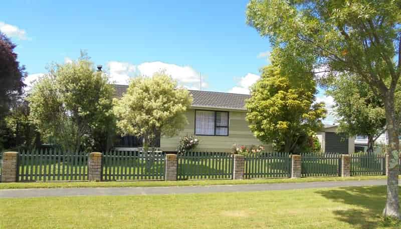 10 Chatsworth Place, Highbury