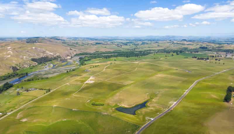 566 Pourerere Road, Waipawa