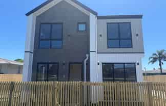 1/31 Mcleod Road, Weymouth