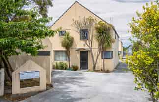 1 & 2/36 Mathesons Road, Linwood