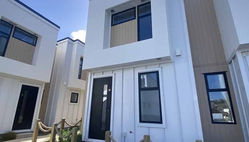 14/10 Pascoe Ave, Paremata