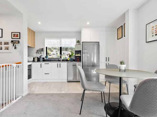 82 Makamaka Lane, Albany