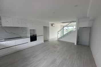 1D Scout Avenue, Three Kings