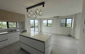 1D Scout Avenue, Three Kings