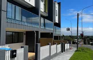 1D Scout Avenue, Three Kings