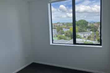 407/3 Rauemi Way, Te Atatu South