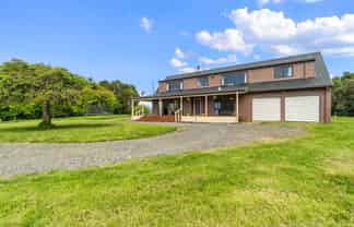 818 Puahue Road, Rotoorangi