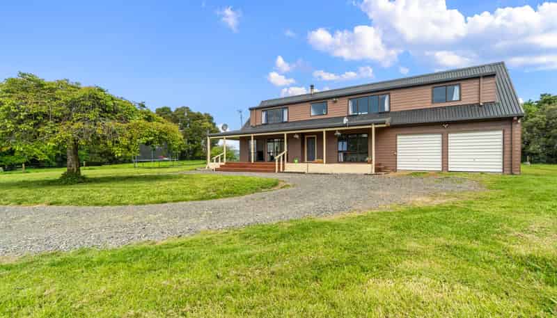 818 Puahue Road, Rotoorangi