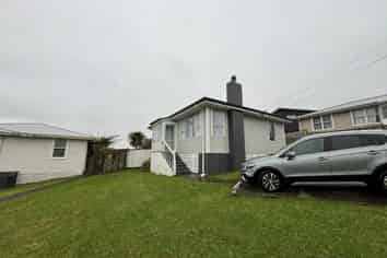 5 Te Puke Street, Titahi Bay