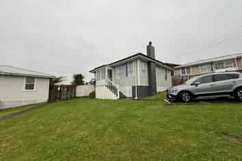 5 Te Puke Street, Titahi Bay